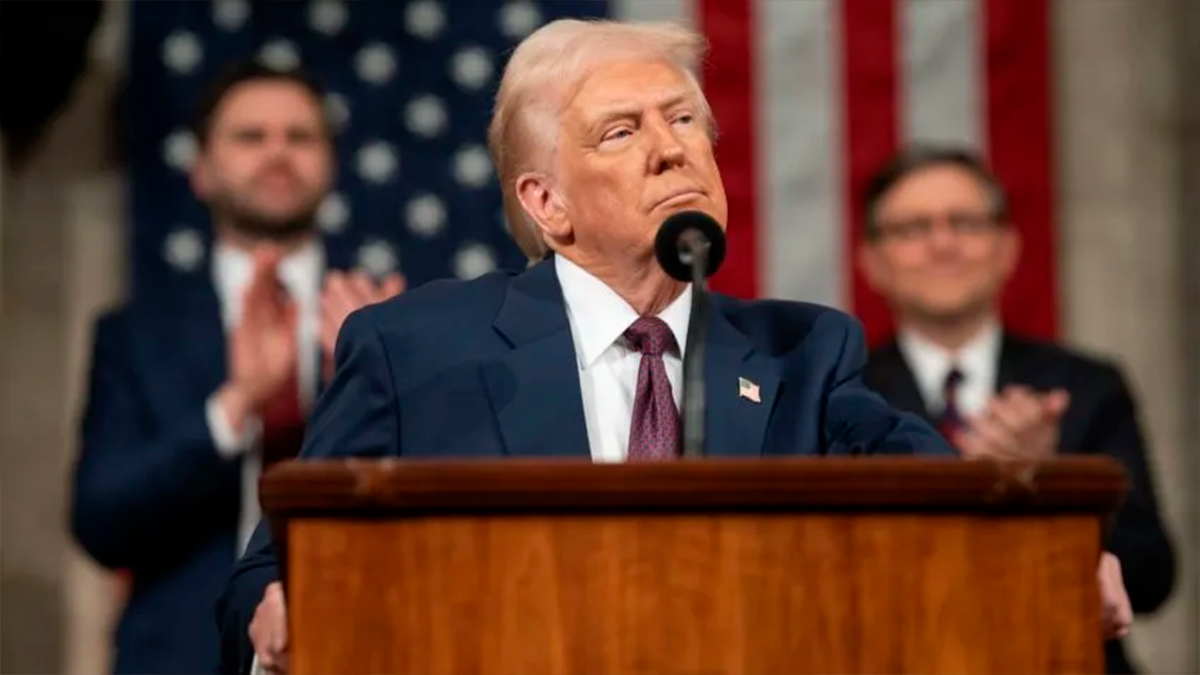 Trump prevê "grande onda" em guerra contra o Irã