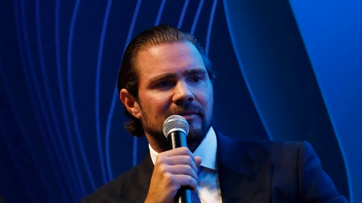 Dono do Banco Master, Daniel Vorcaro, é preso novamente em operação da PF