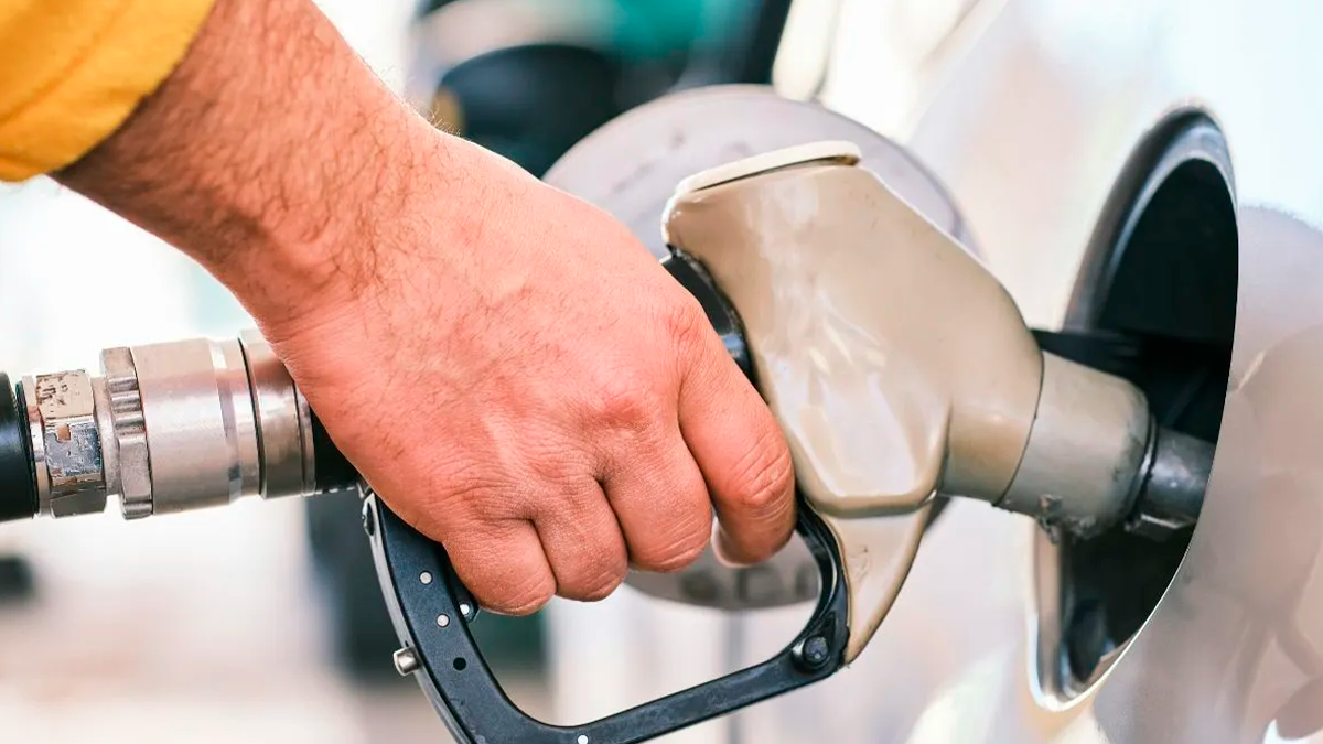Postos aumentam preço dos combustíveis sem reajuste da Petrobras