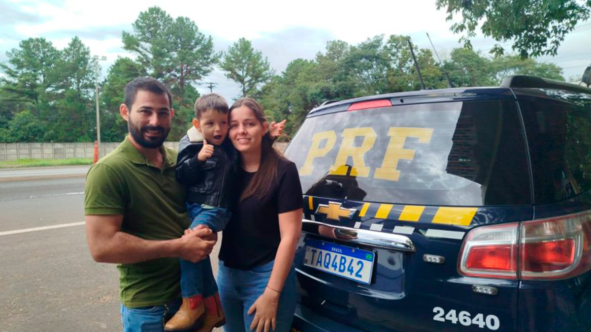 PRF salva criança de 3 anos engasgada com bala na BR-277 em Laranjeiras do Sul