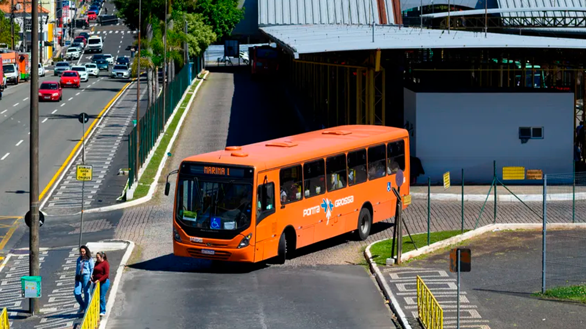 Adolescente é esfaqueado por outro jovem no Terminal Central de Ponta Grossa