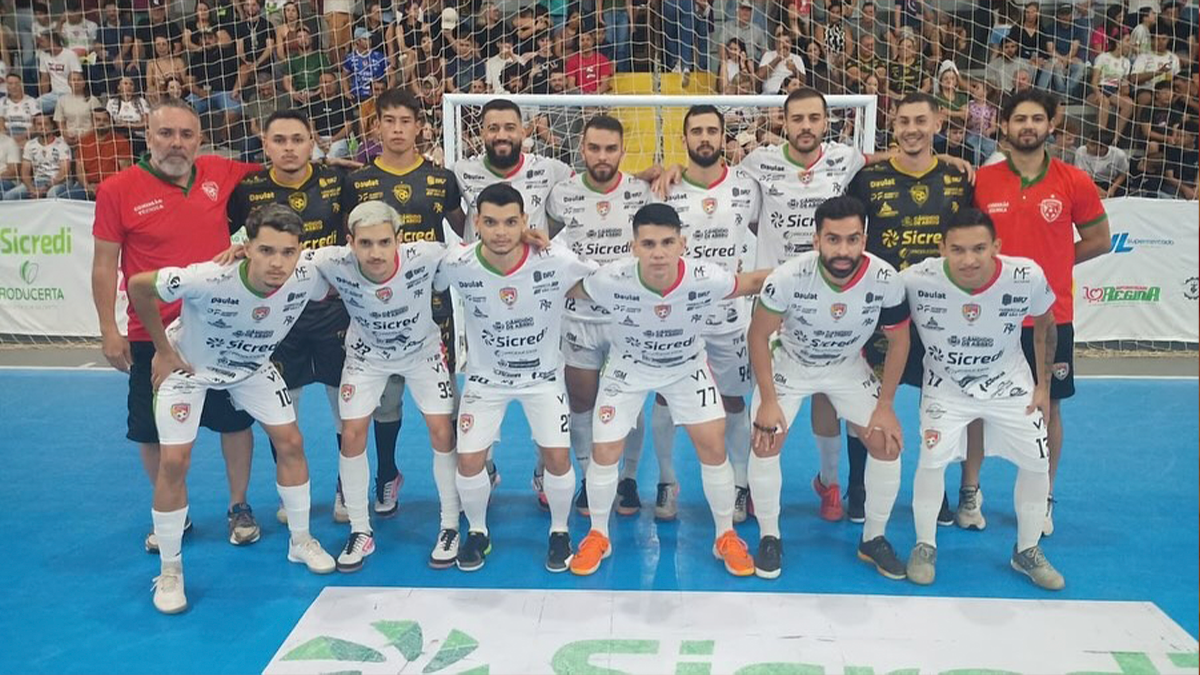 Cândido Futsal goleia o MEC e assume a vice-liderança da Série Prata