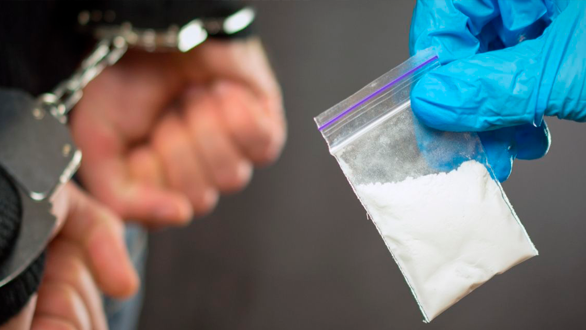 PM apreende adolescente por tráfico de drogas no centro de São Pedro do Ivaí