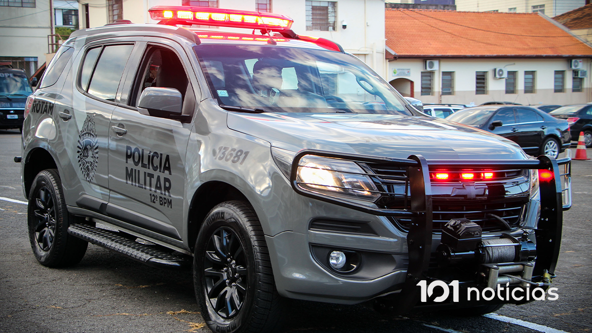 Homem é baleado no braço em tentativa de homicídio e polícia investiga o caso em Arapongas