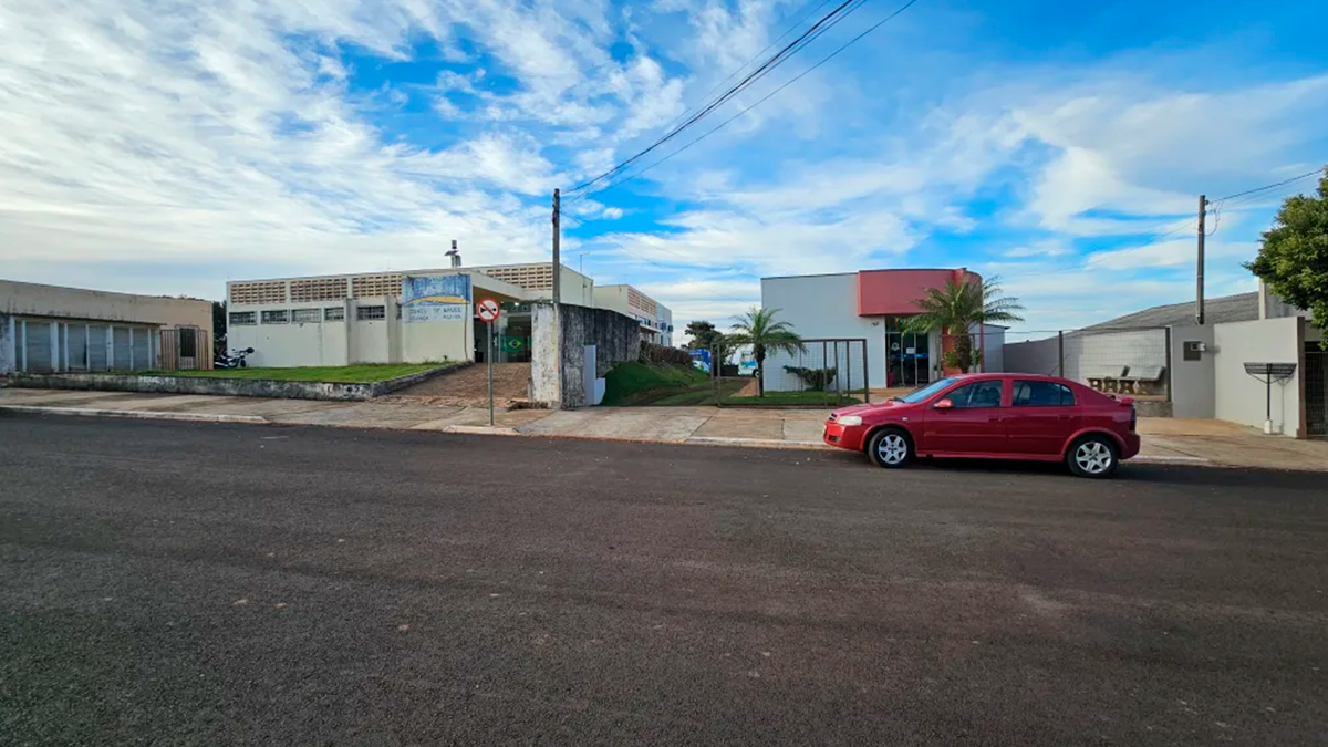 Criminosos invadem três prédios públicos e furtam carro oficial da Saúde em Borrazópolis