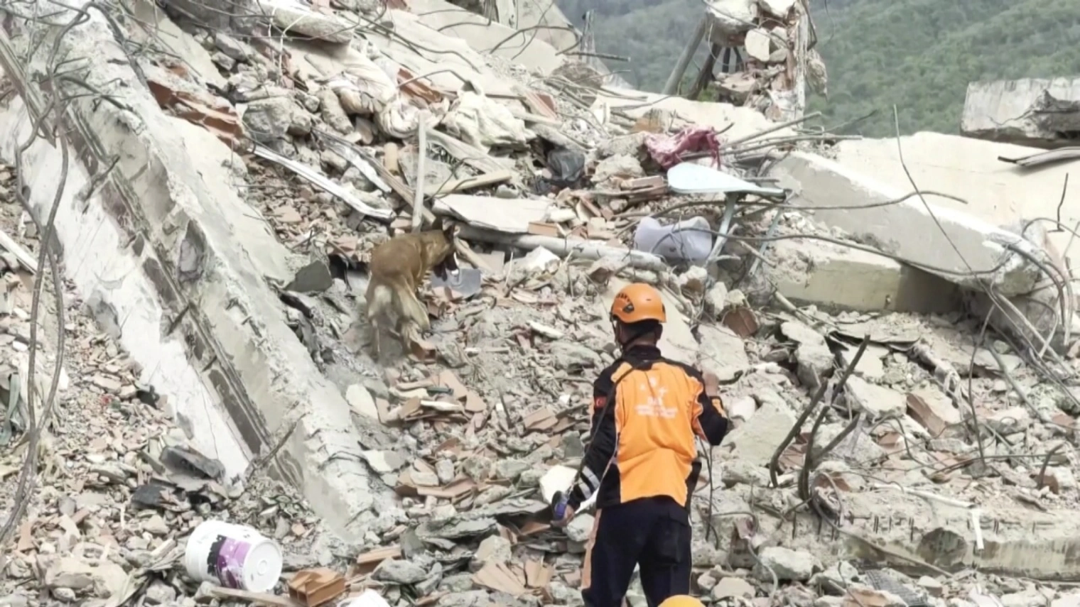 Número de mortos após terremotos devastadores na Venezuela passa de 2,2 mil