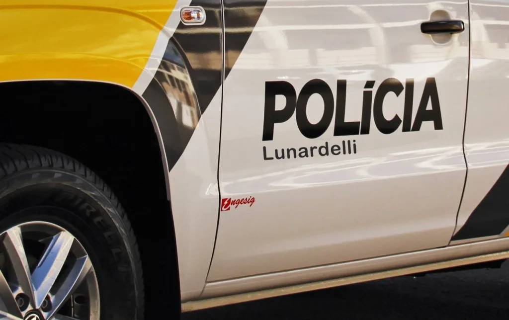 Homem causa confusão em frente a bar em Lunardelli e foge antes da chegada da PM
