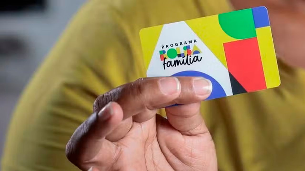 Governo anuncia reajuste de 15% no Bolsa Família e piso do benefício sobe para R$ 691