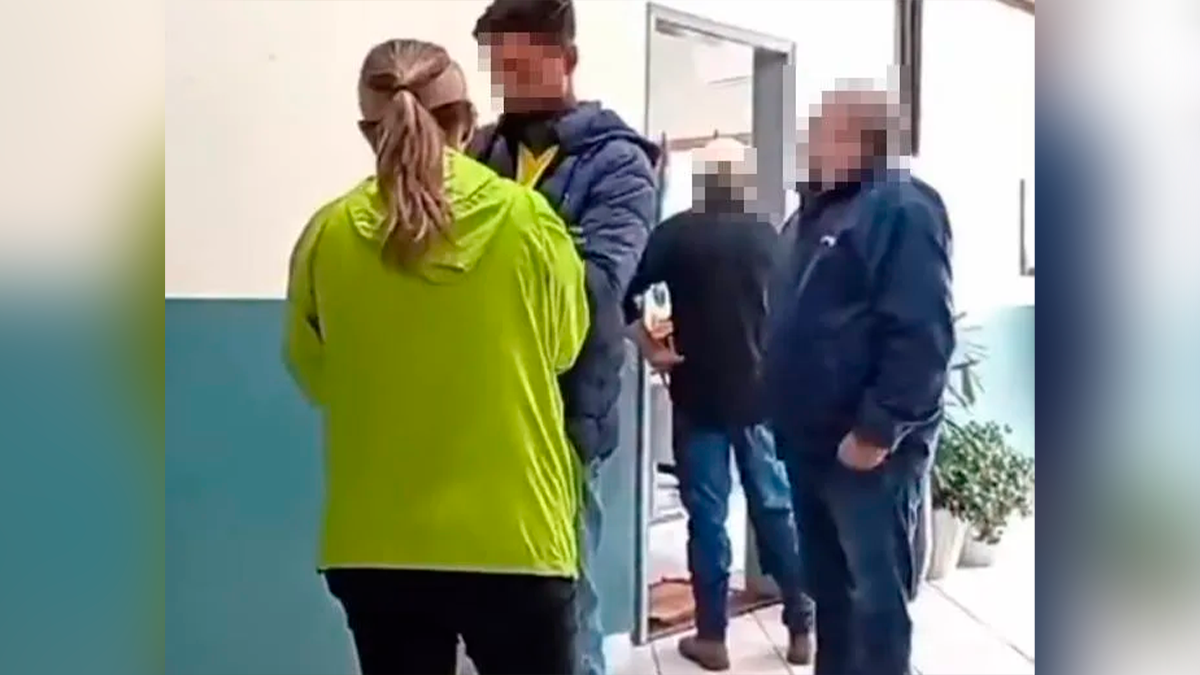 Prefeita de Imbaú é acusada de agredir eleitora e tomar celular durante o dia de votação